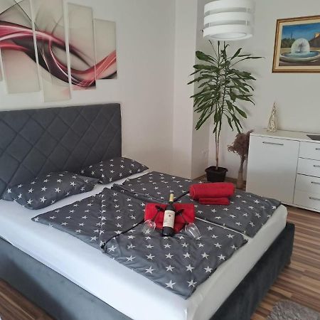 Studio Apartman Bf 슬라본스키브로드 외부 사진