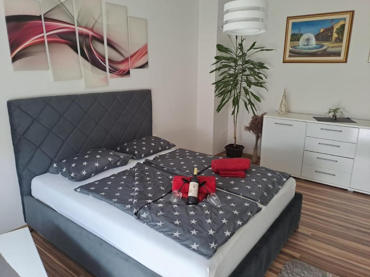 Studio Apartman Bf 슬라본스키브로드 외부 사진